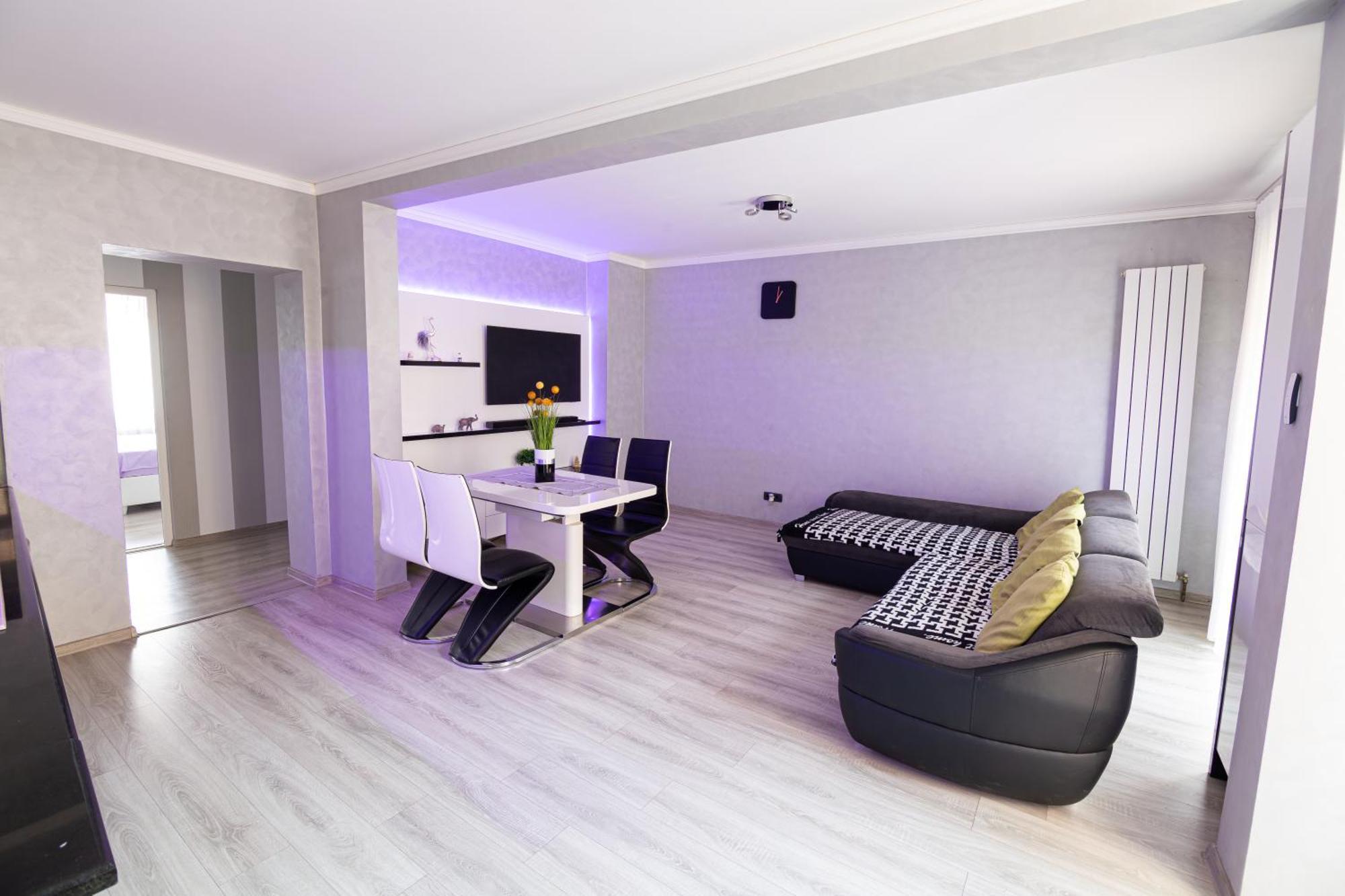 Whitehouse Apartment อาราด ภายนอก รูปภาพ