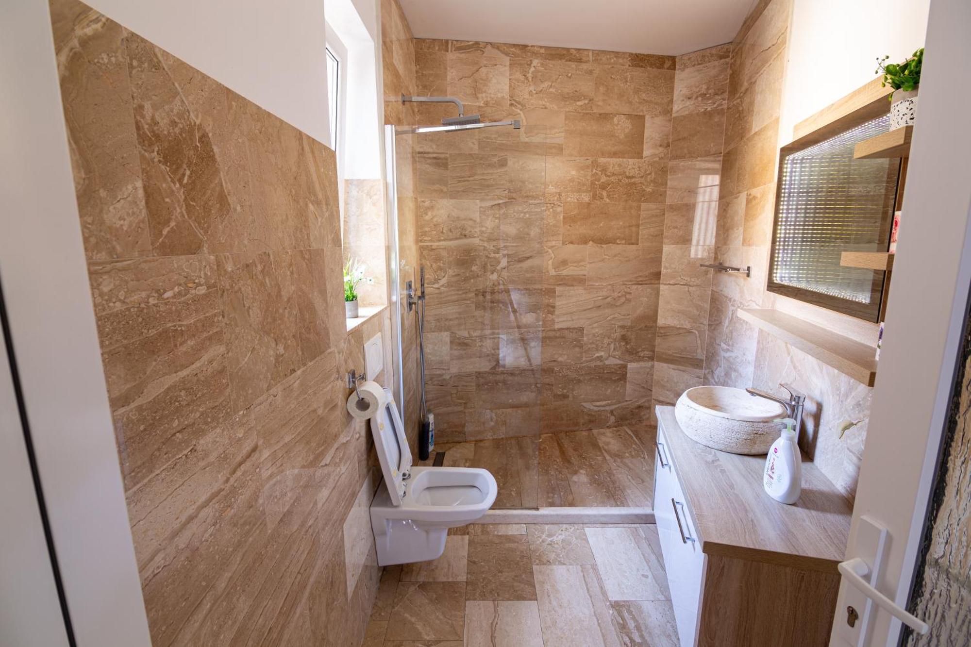 Whitehouse Apartment อาราด ภายนอก รูปภาพ